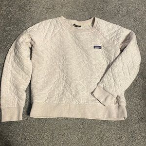 Patagonia quilted sweatshirt